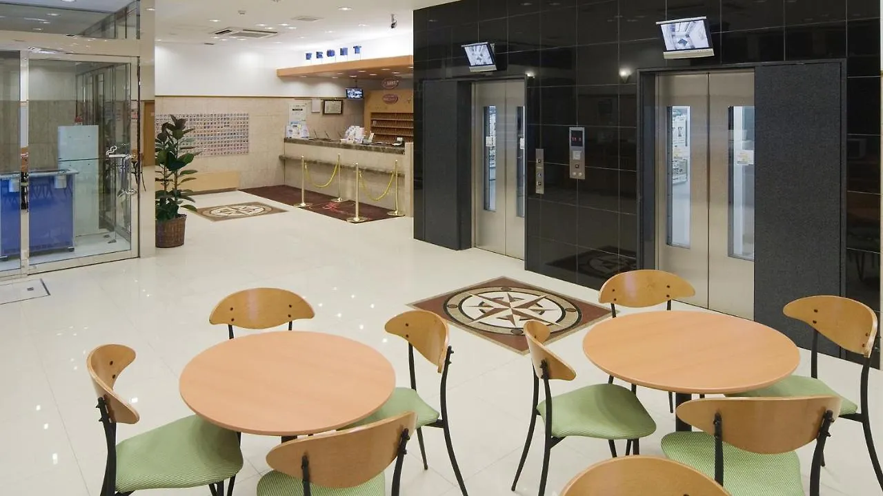 Toyoko Inn Hokkaido Asahikawa Eki Higashi Guchi מלון