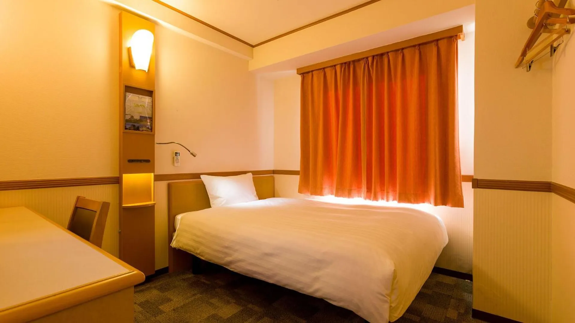 Toyoko Inn Hokkaido Asahikawa eki Higashi guchi Japan